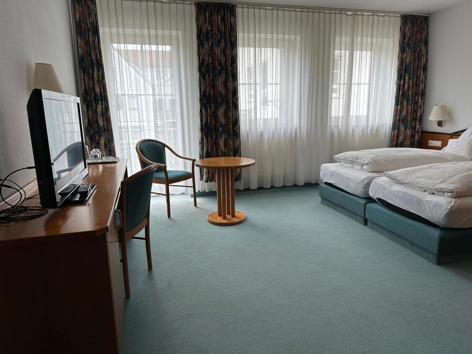 St Hotel Reichertshofen Экстерьер фото